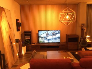 富山家具　ミヤモト家具　カッコ良いTVボード